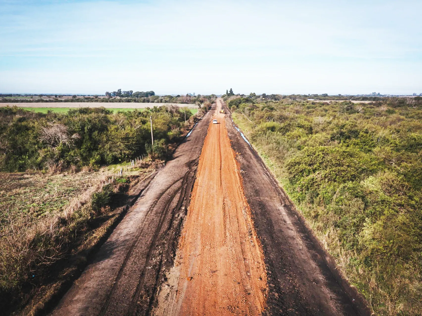 Entre Ríos invierte más de 24.000 millones de pesos en mejora de caminos y maquinaria vial - imagen de origen