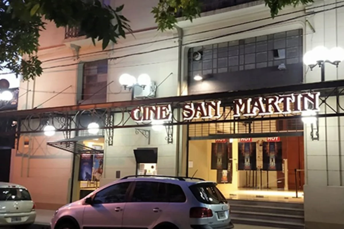 El Cine San Martín lanzó un espacio de canje de figuritas del Mundial 2026 - imagen de origen