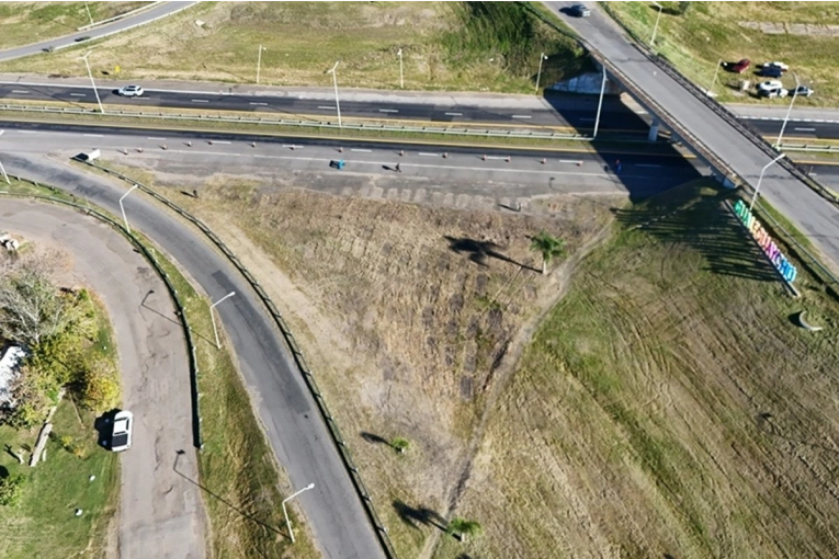 Retiraron 108 autos de la Ruta 14: “Ahora vamos por los que están en la Comisaría” - imagen de origen