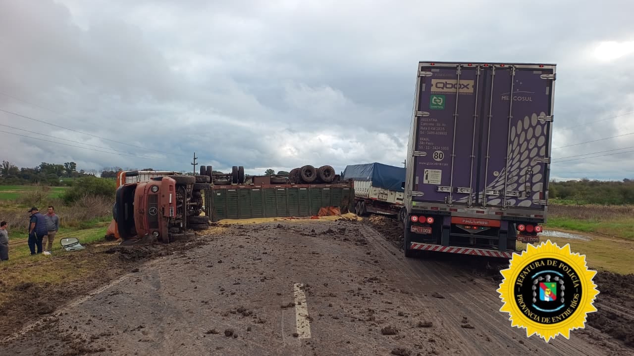 Siniestro de camiones sobre la Ruta 12: no hubo heridos, pero el tránsito estuvo afectado durante varias horas - imagen de origen