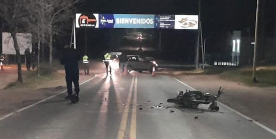 Violento choque en Colón: Motociclista sufrió fracturas tras colisionar con un auto que no tenía papeles - imagen de origen