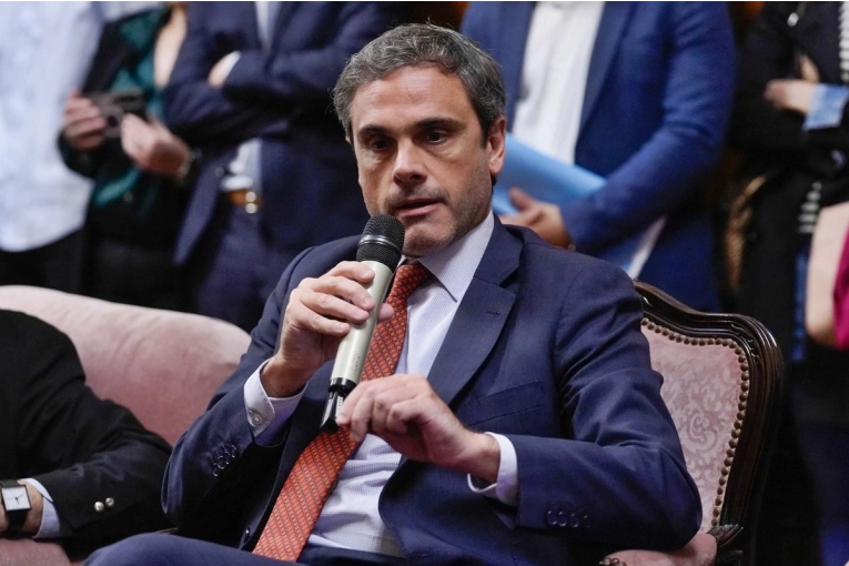 Michel detalló la grilla de recortes de Milei que impactan en Entre Ríos - imagen de origen