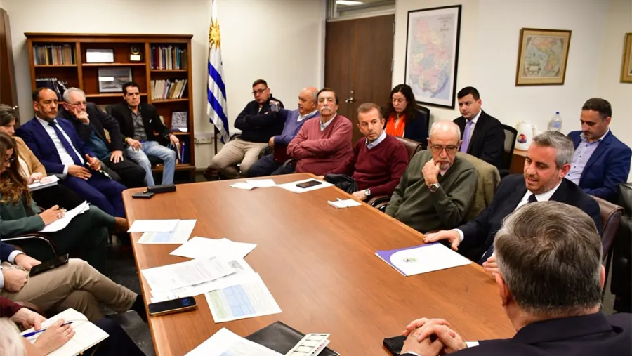 El intendente de Colón propuso un corredor de ocho circuitos turísticos entre Argentina y Uruguay | Análisis - imagen de origen