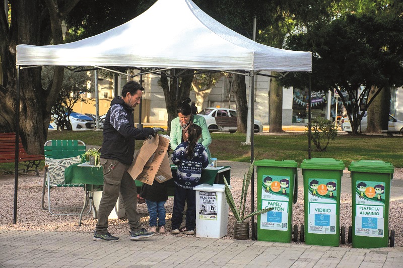 Reubicación de Puntos verdes: La falta de conciencia y buena voluntad de usuarios impone cambios - imagen de origen