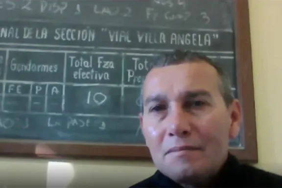 Un condenado por explotación sexual se fugó tras escuchar el veredicto por Zoom - imagen de origen