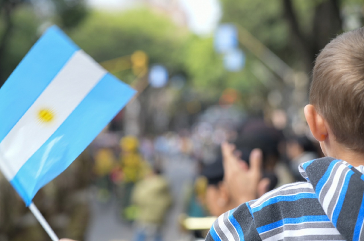 Paraná conmemora con distintas actividades el 216° aniversario de la Revolución de Mayo - imagen de origen