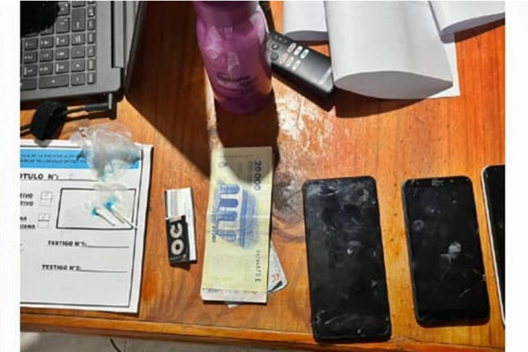 Allanamiento por un presunto caso de droga adulterada tras la intoxicación de una persona - imagen de origen