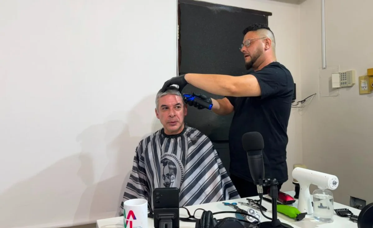 Fernando Missorini: de los cortes a domicilio a consolidar su propia barbería en Concepción del Uruguay - imagen de origen