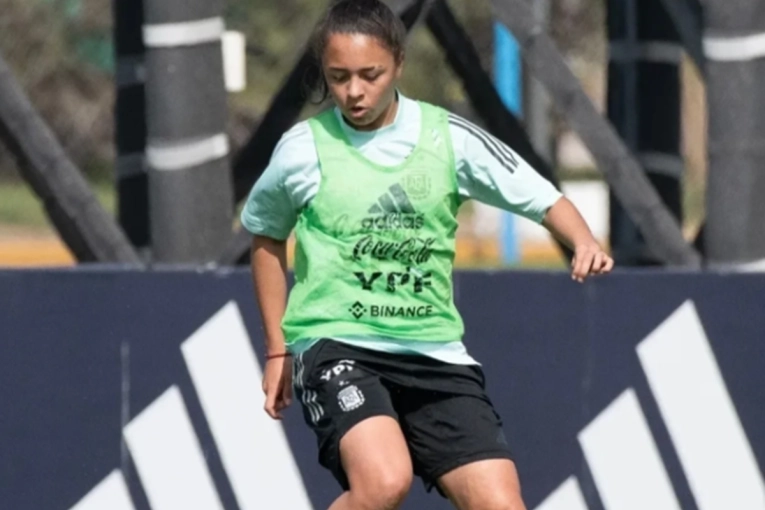 Martina Ojeda continuará su carrera en Estados Unidos y estará muy cerca de su hermano Martín - imagen de origen