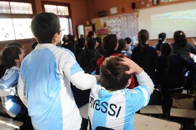 Escuelas entrerrianas podrán incorporar propuestas pedagógicas vinculadas al Mundial 2026 - imagen de origen
