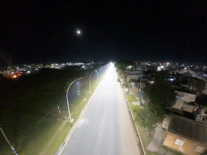 Encendieron 130 luminarias LED en Frondizi - imagen de origen