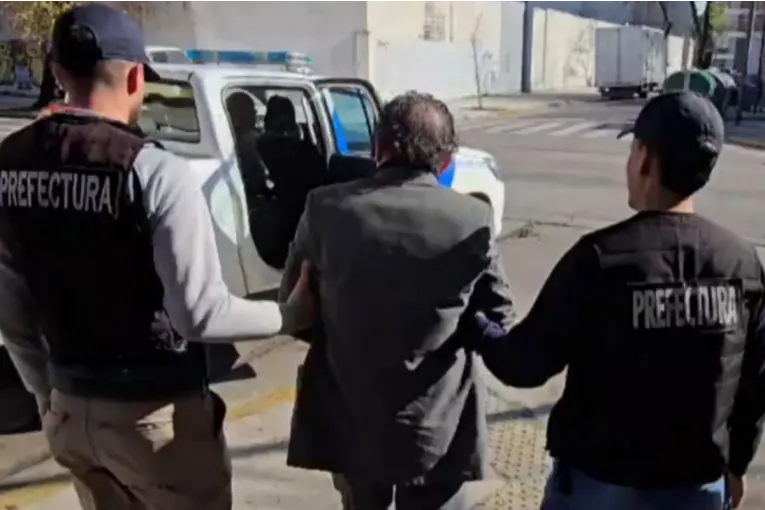 Violenta entradera en Entre Ríos: detuvieron al tercer integrante de la banda acusada de robar $20 millones - imagen de origen