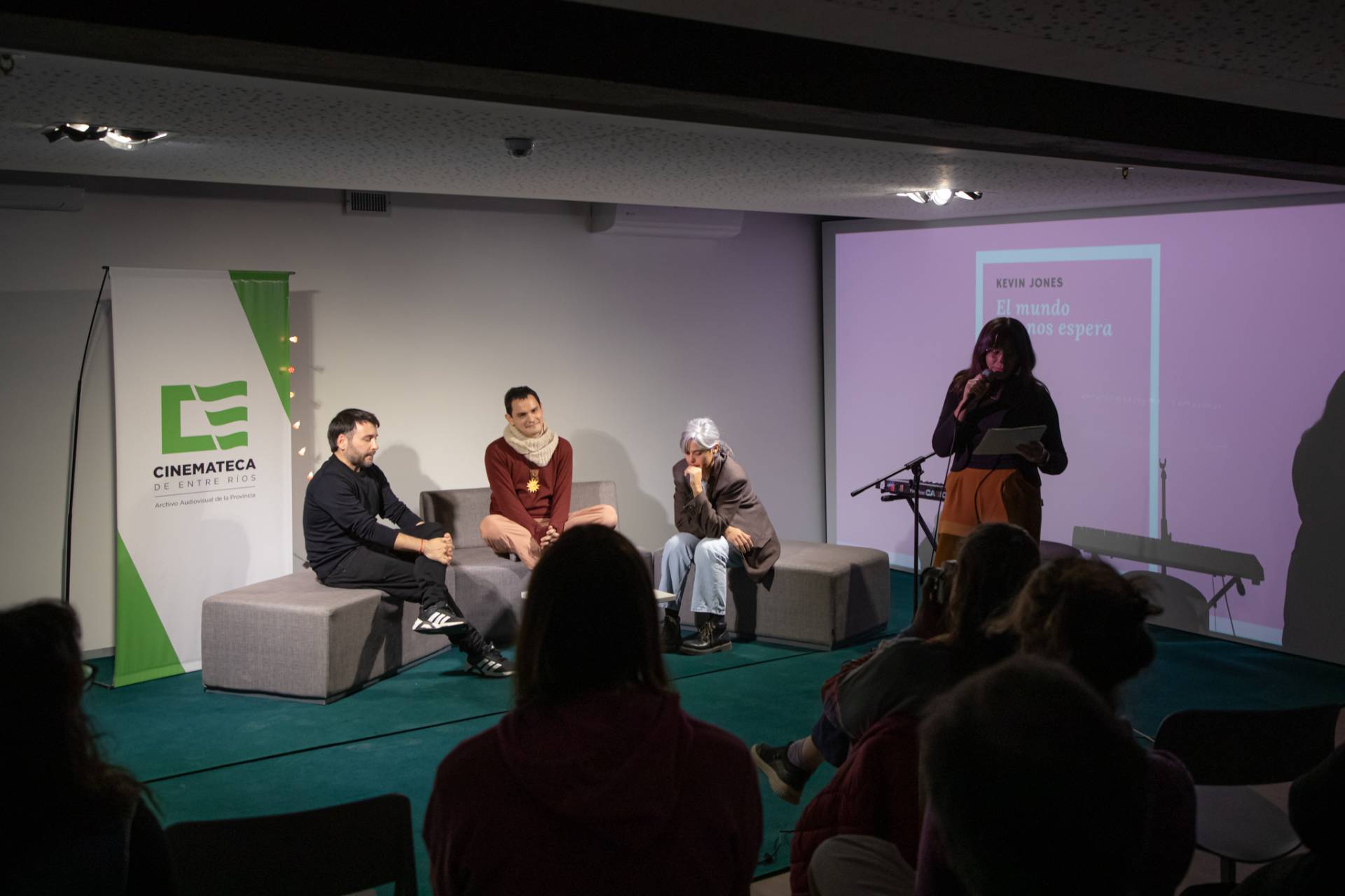La Cinemateca de Entre Ríos fue escenario de un encuentro entre literatura, cine y archivo cultural - Plaza Web - imagen de origen