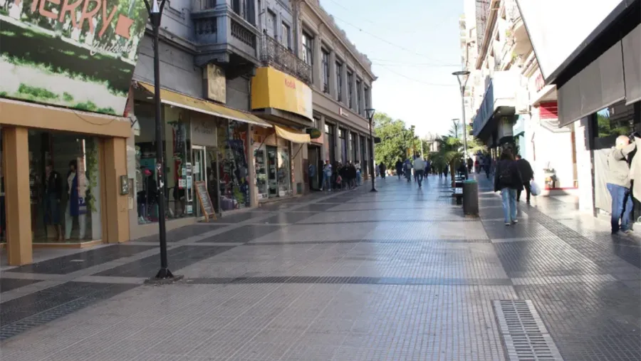 Entre Ríos perdió más de mil empleadores formales en poco más de dos años y las Pymes fueron las más golpeadas | Análisis - imagen de origen