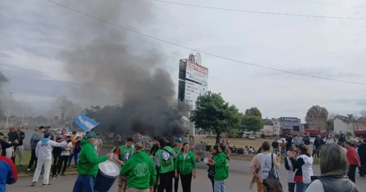 Entre Ríos: el cierre de Granja Tres Arroyos impactó en Concepción del Uruguay y activó la asistencia oficial - imagen de origen