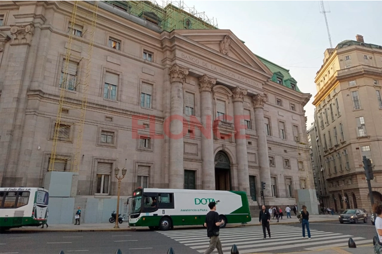 Banco Nación lanzó créditos para cancelar deudas ante récord de morosidad - imagen de origen