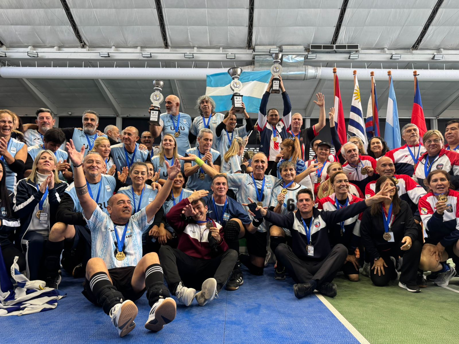 Argentina Campeón del Sudamericano de Newcom. “fue un orgullo muy grande vestir la celeste y blanca”, dijo Majluf de Federación - 7PAGINAS - imagen de origen