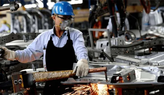 Según la UIA, cuatro de cada diez industrias registraron caídas en producción y ventas - imagen de origen
