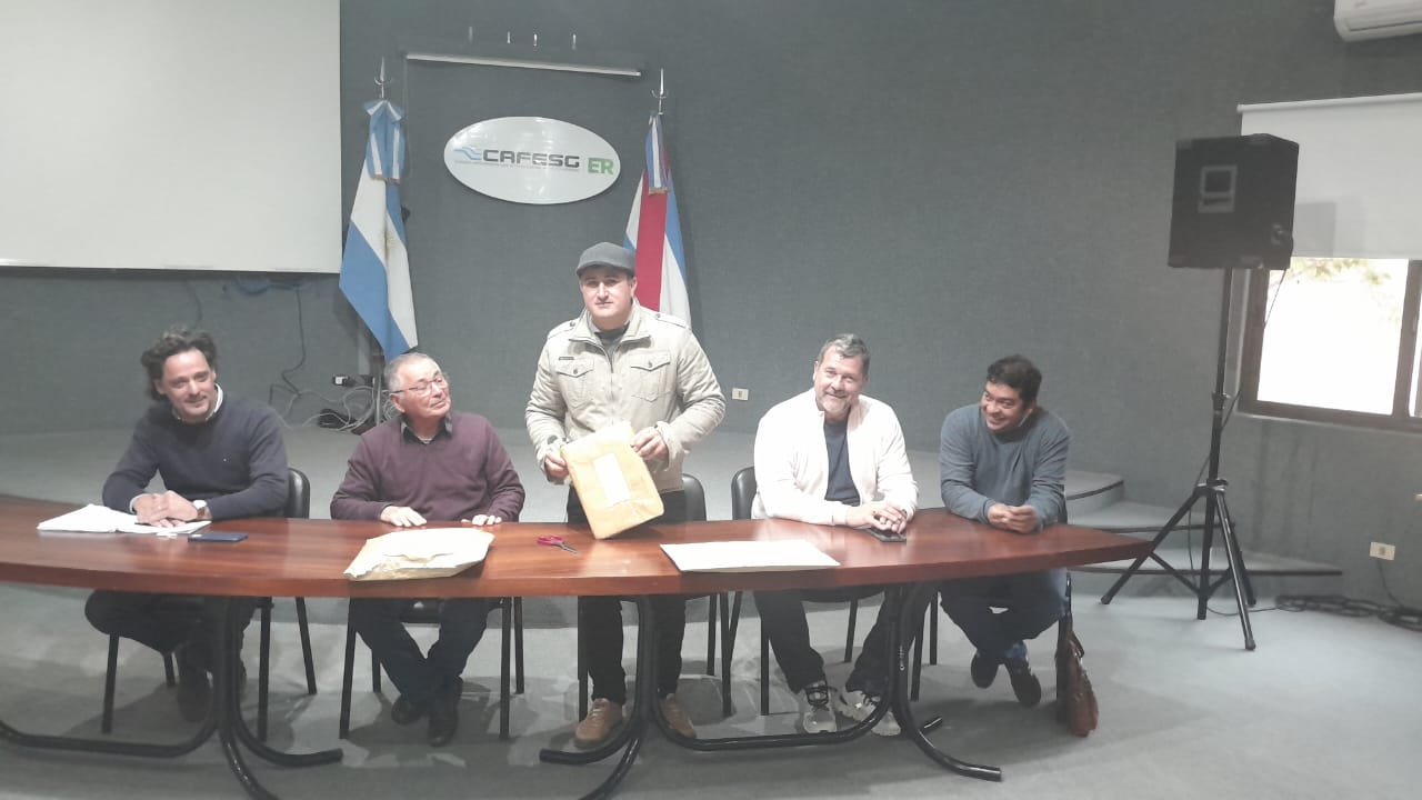 Cecco respondió a las críticas del PJ y aseguró que Federación fue “la ciudad más castigada” durante las gestiones peronistas - 7PAGINAS - imagen de origen