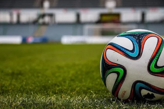 Primera “B”: triunfo de Sporting en el inicio de otra fecha - imagen de origen