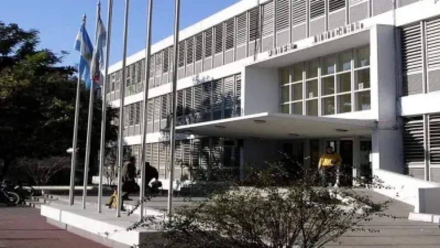 En Paraná, un jurado popular declaró culpable a un hombre por cometer abuso sexual | Análisis - imagen de origen
