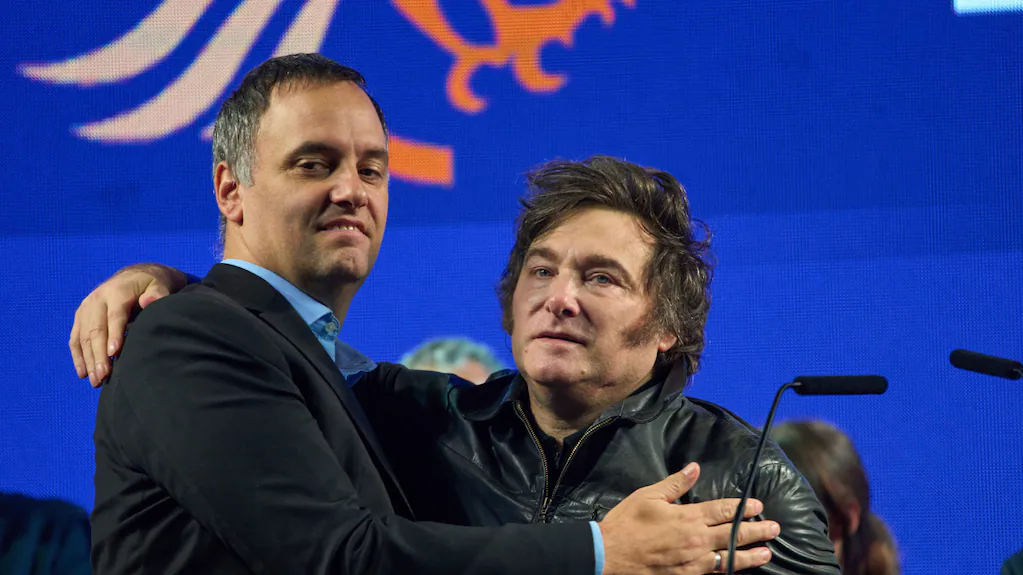 Milei ya está reunido con Adorni en Olivos para definir su salida del gabinete: se espera que su reemplazante sea Santilli - imagen de origen