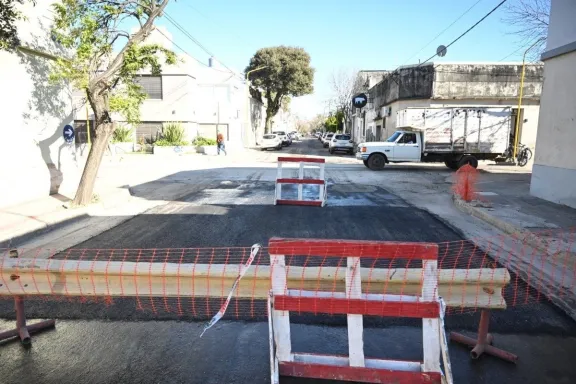 La Municipalidad aceleró el bacheo con asfalto en caliente y reparó nueve tramos en un solo día - imagen de origen
