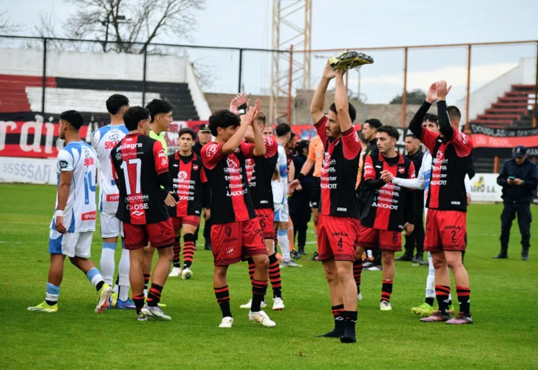 Gimnasia sumó en Pergamino y dejó el último puesto - imagen de origen
