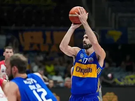 Tras su salida de Boca, Sebastián Vega fue presentado en su nuevo club - imagen de origen