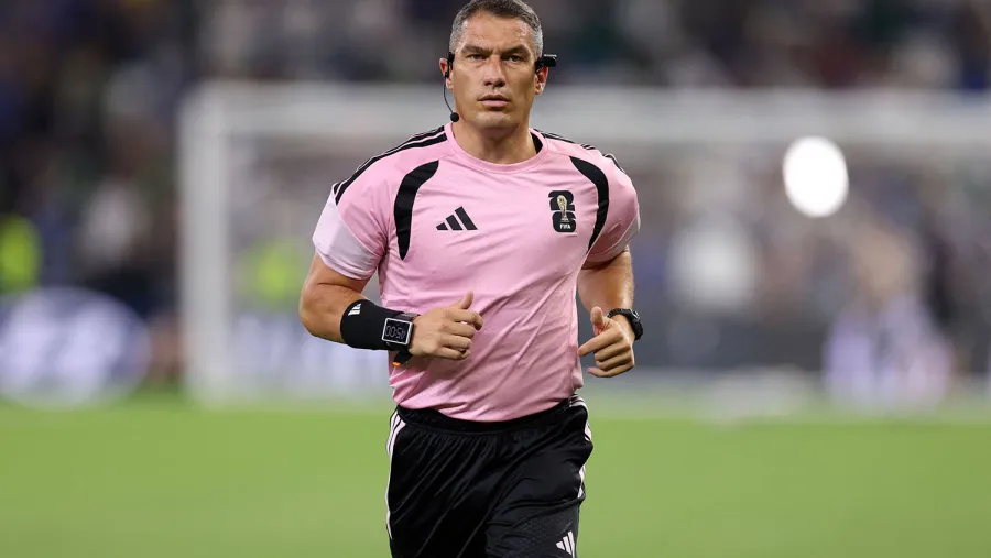 Un árbitro rumano será el juez del partido de Argentina ante Jordania | Análisis - imagen de origen