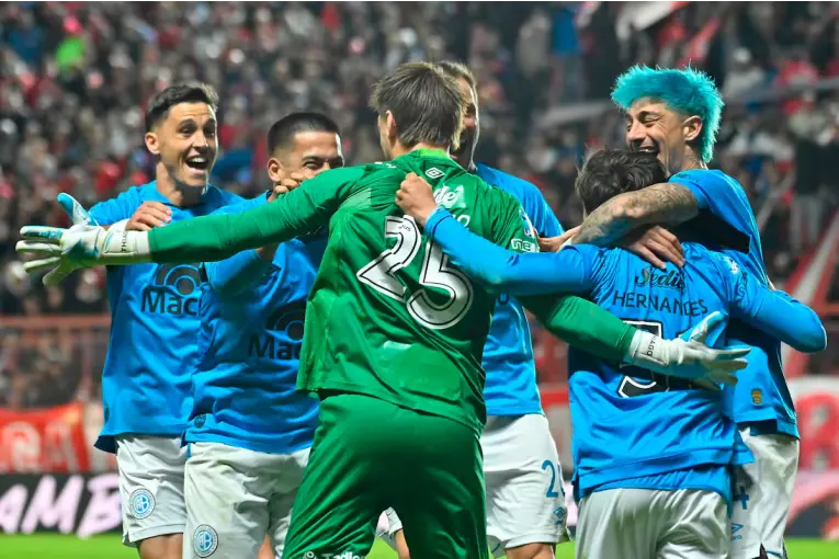 Belgrano eliminó a Argentinos por penales y jugará la final ante River - imagen de origen