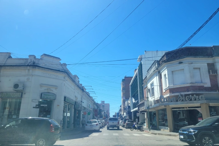 Comerciante de Gualeguaychú le pide a Davico “medidas de emergencia, o asistencia” ante la crisis del sector - imagen de origen