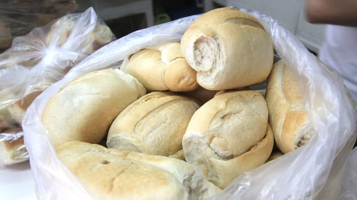 Las panaderías en alerta: entre el aumento de la harina y bajas ventas - imagen de origen