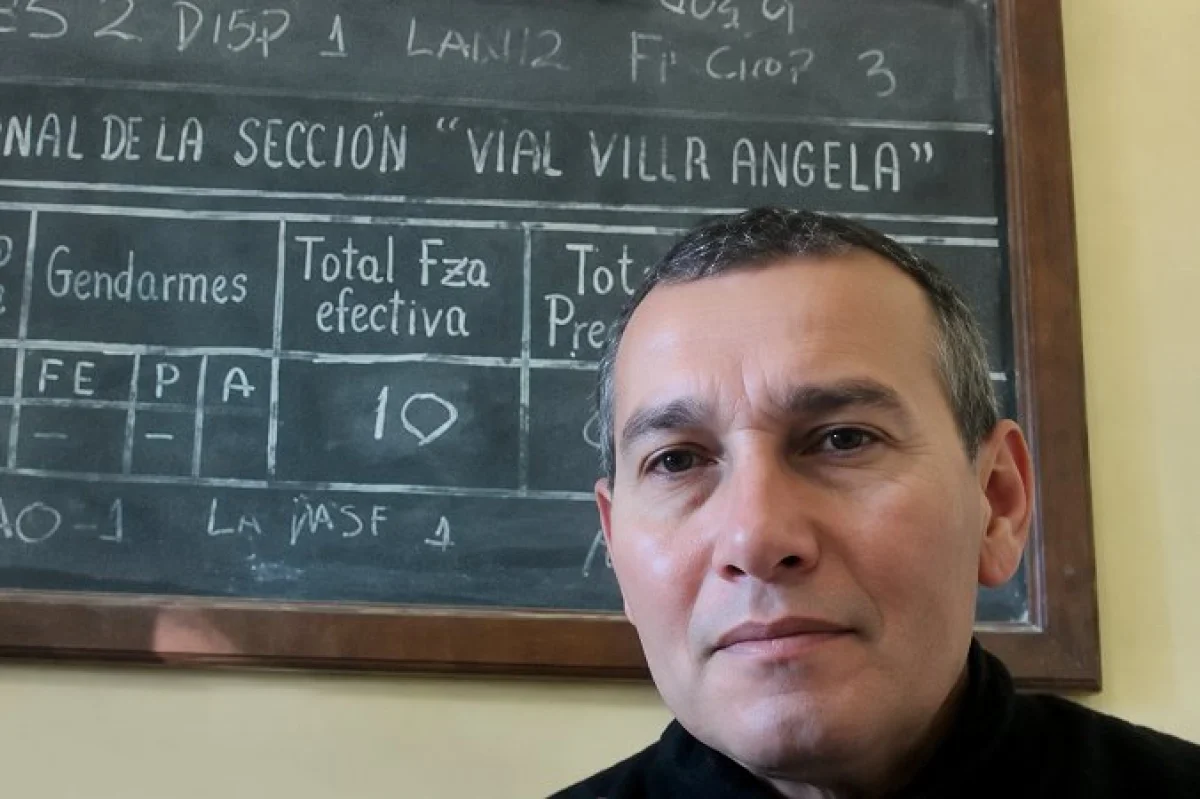 Escuchó su condena por explotación sexual por Zoom, vació su casa y se fugó - imagen de origen