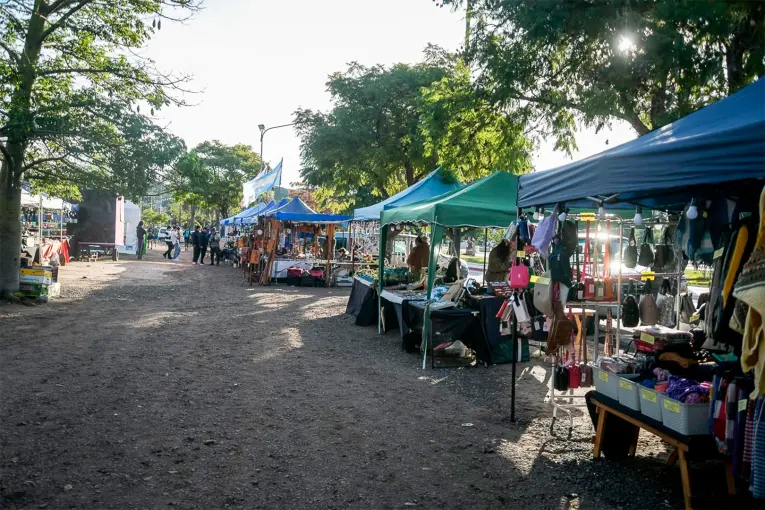 Ferias, gastronomía y shows en vivo, la propuesta para disfrutar el fin de semana largo en Paraná - imagen de origen