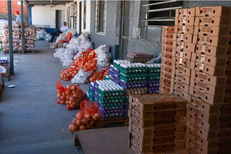 Partidas para comedores escolares: con 1.700 pesos por chico, aseguraron que alcanza y garantiza calidad - imagen de origen