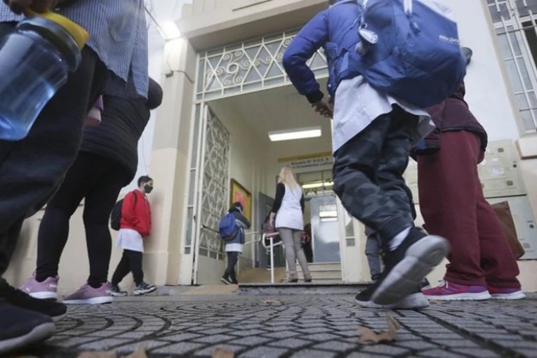 Una semana más de clases y comienza el receso escolar de invierno en Entre Ríos - imagen de origen
