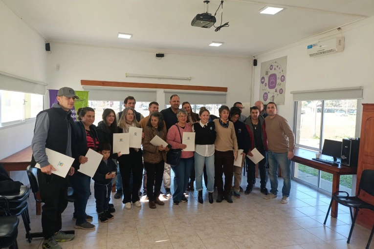 Se entregaron microcréditos a emprendedores de Pueblo Belgrano - imagen de origen