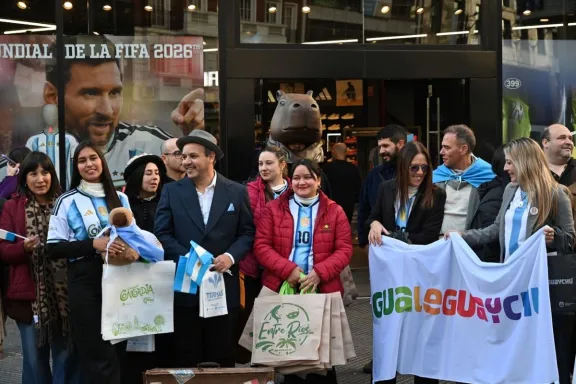 Gualeguaychú integró la campaña "Entre Ríos sede oficial del invierno" en Buenos Aires - imagen de origen