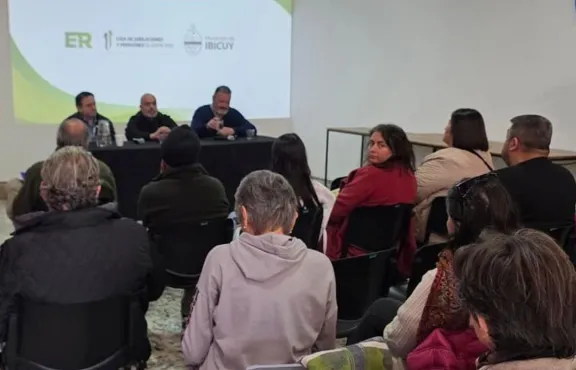 Bagnat dio charlas sobre la reforma previsional en Gualeguaychú e Ibicuy - imagen de origen