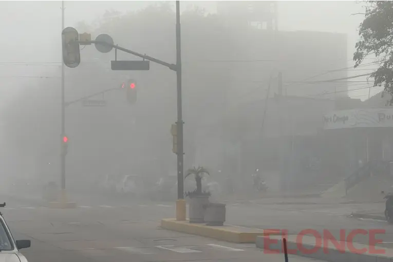 ¡No se ve nada!: la niebla redujo la visibilidad y complicó la circulación durante la mañana - imagen de origen