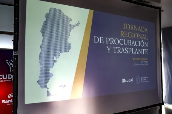 La Provincia firmó un convenio para garantizar el acceso al trasplante de córneas - imagen de origen