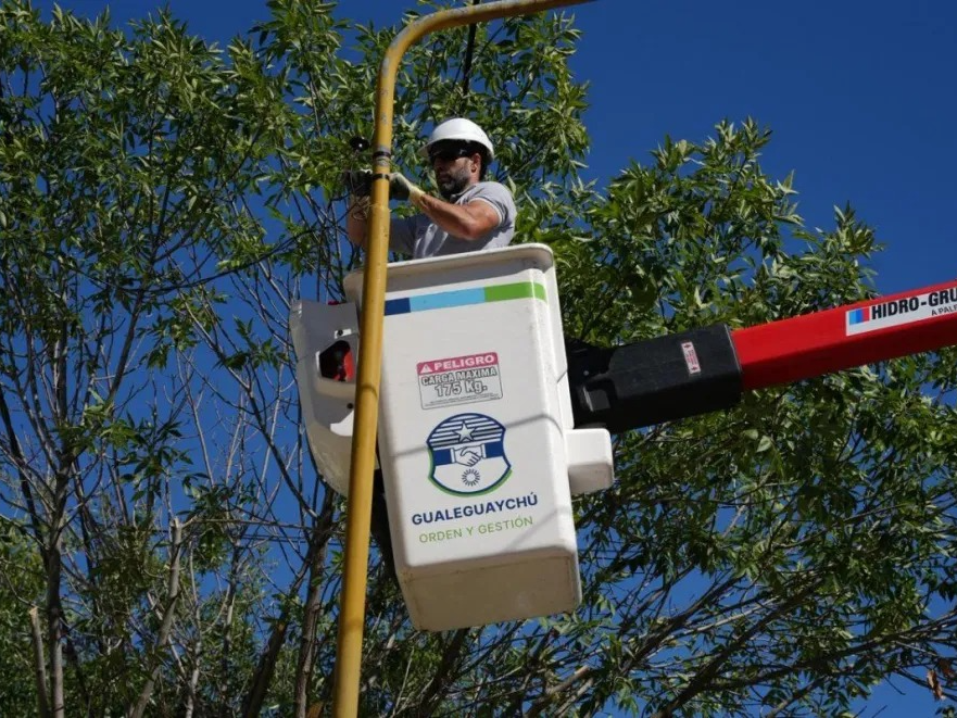Colocaron más de 500 nuevas luminarias LED en 216 manzanas de la ciudad - imagen de origen