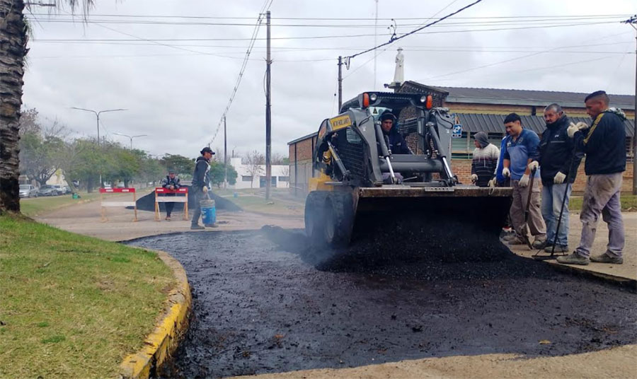 El plan de bacheo avanza con intervenciones en dos bulevares de la ciudad - imagen de origen