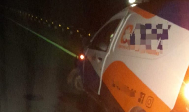 Una ambulancia chocó en la Ruta 18 y advierten fallas en la señalización - imagen de origen