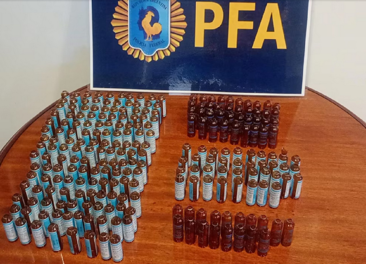 Prisión preventiva para dos médicos tras el hallazgo de casi 300 ampollas de fentanilo y morfina - imagen de origen