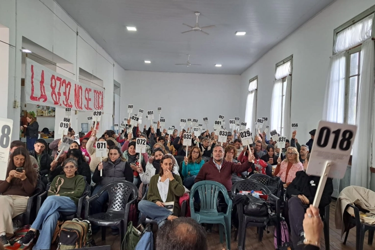 El Congreso de AGMER aprobó una "profundización del plan de lucha" - imagen de origen