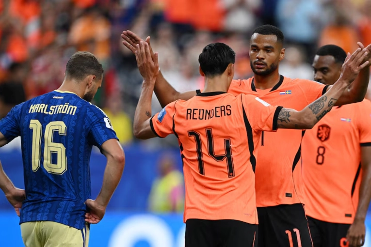 Países Bajos goleó a Suecia y levantó tras el debut - imagen de origen
