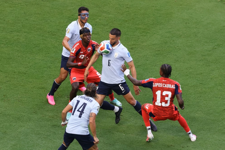Uruguay empató 2-2 con Cabo Verde y definirá su futuro en el Mundial 2026 ante España - imagen de origen