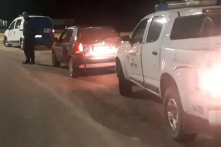 Manejaba con 2,45 de alcohol en sangre y fue detenido en un operativo policial en Crespo - imagen de origen